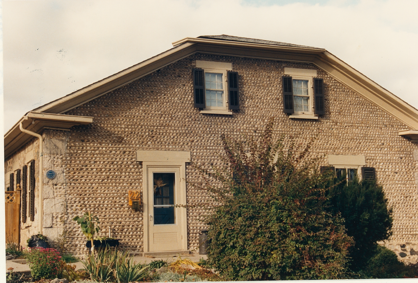 Bra-10 22 Church St 4